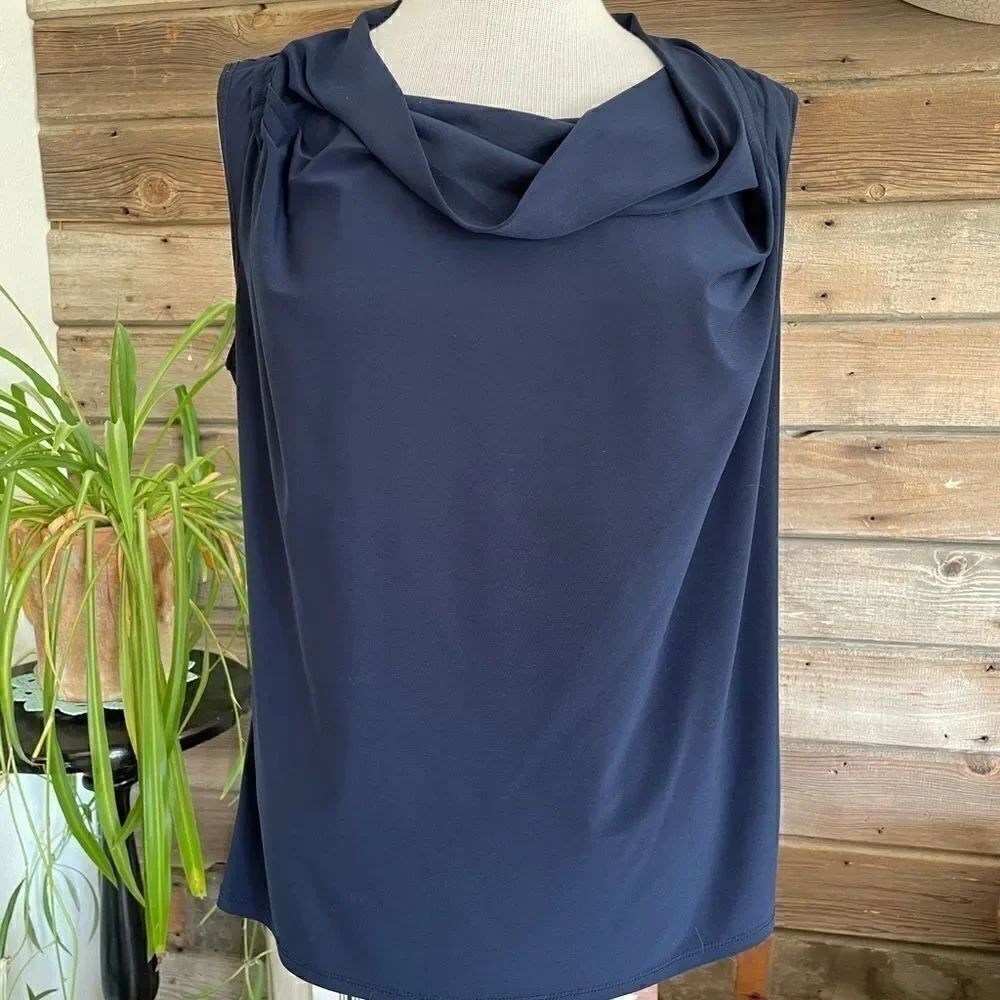 Claudia Richard Sleeveless Navy Blouse Top EUC